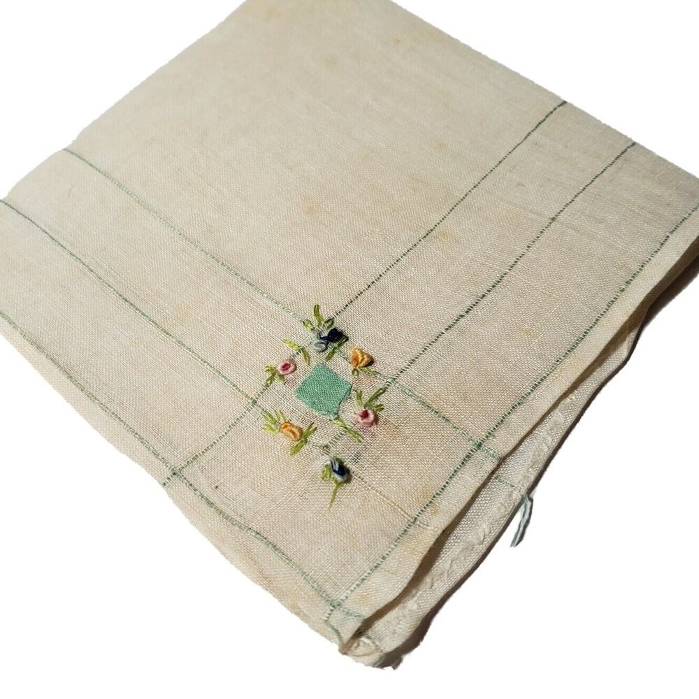VTG 1960'S HANKIE TINY EMBROIDERED FLOWERS PETITE POINT BRIDAL WEDDING COTTAGE